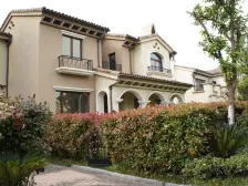 临河大花园,户型方正精装修,管家服务,低密度