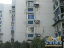 急卖,位于金杨繁华地段,出门既是地铁及金桥国际