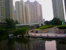 大湖王朝经典小高层 得房率高 户型好 精装修 拎包住