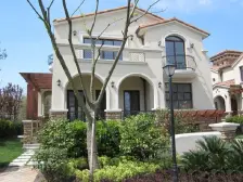 招商海廷 联排别墅 前后大花园 满五年 诚意出售