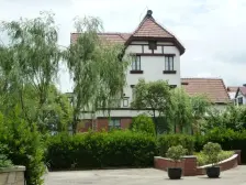 合生国际花园 4室2厅3卫 南北 简装