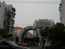 急卖,位于金杨繁华地段,出门既是地铁及金桥国际