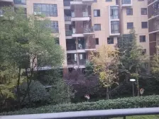 房子是北滨路品质小区 住家装修 采光明亮 视野开阔