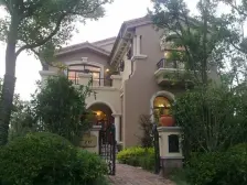 精装独栋别墅 大花园 看房方便 业主诚意出售