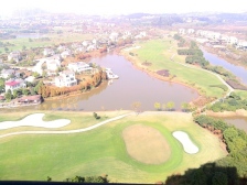 端户带大院子 毛坯就这一套 已做现浇 可随时看房