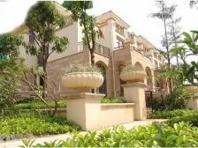 公园道一号,美式精装修4房,社区前排,全天晒太阳。