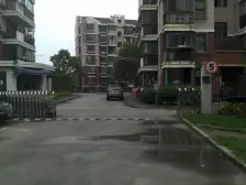 房型正气,价格好谈,环境优美,交通便利