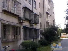 一楼边套带花园,一房改二房,厨卫全明,铁口600米