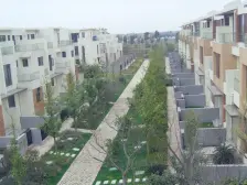 店长推荐,临河+双拼+大花园+近地铁 有电梯