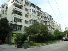 新闵小区 2室1厅 东