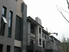 边套大花园,可装电梯,看房方便,未住过人全新!