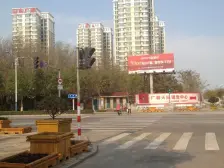 三室,好楼层。距海近,交通便利