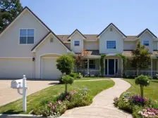 中华别墅南北通三房,中间楼层,业主诚售,看房方便