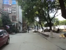 北京东路519号肿瘤医院宿舍 南北通透,采光好 视野好,诚心出售