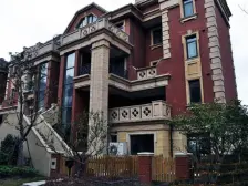 叠加别墅,电梯房,大开间,一门关,交通便利,近地铁,精装修,诚意出售