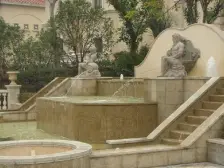 中环内-张江科学城-纯独栋小区-近2号线广兰路!