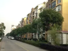 万科四季花城南区丁香苑 南北通透,采光好 装修好,环镜优美 近地铁 视野好,诚心出售