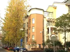 万科四季花城北区雪兰苑 南北通透,采光好 装修好,环镜优美 近地铁 视野好,诚心出售