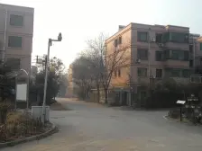 叠拼别墅 入则繁华 出则宁静 有车位 诚心出售