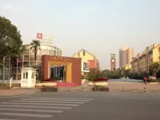 万科四季花城北区香樟苑 南北通透,采光好 装修好,环镜优美 近地铁 视野好,诚心出售