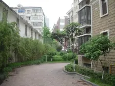 中山公园·愚园公馆·朝南含产权车位的3房