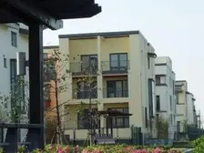 业主诚意出售,东边套临河,带院子,有钥匙