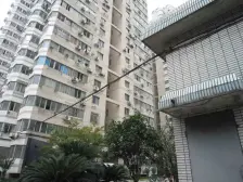 户型方正,功能间齐全,生活设施齐全