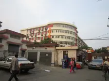 新上近地铁,精装修1室1厅,次顶楼,采光通风好!