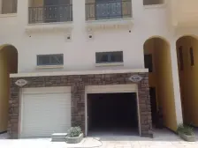 御墅莲峰双拼计设别墅 上下四层,前后花园