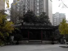 新出大四房三露台 实用面积200多平精装全送 看房随时