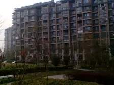 品质小区,刚需好房,装修齐全,繁华地段