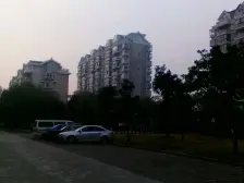 电梯大三房直降30w,采光好,视野无遮挡,配套成熟,价格美丽