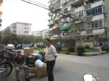 近地铁,精装修小两房,南北通,采光通风好!