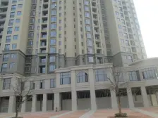 近学校 前后无遮挡 居住舒适 可拎包入住 ,