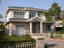 大虹桥会展旁 俗称德法村 会所球场齐全小区之一 精装全配房