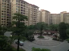 康桥活力城4房户型方正,带平台有菜市场和河边公园