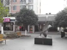 三居正气户型,舒适楼层,有院子,诚意出售,采光好