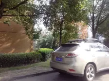 店长首推,复三层,精装修,阁楼做了个唱厅