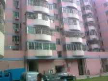 东怡花园 房子五年唯一 三面采光 可摇号南实