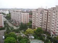 错层户型,一楼带花园,业主诚意出售