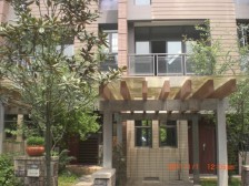 童家溪 中安翡翠湖一期D区六房430万