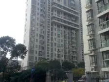 房子满五,南北户型采光好,临河视野开阔,配套设施齐