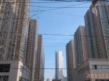 六合之家精品精装修四房,业主诚心卖,看房很方便。