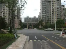 带车位采光充足交通便利视野开阔私家庭院