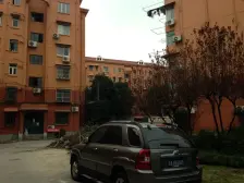 近地铁,家具全送 随时看房 拎包入住 业主诚意