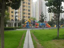 东湖大郡二期 4室2厅 南