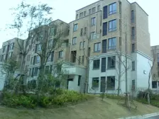 大户型满5唯1带花园,地下室,精装带地暖,诚心出售!