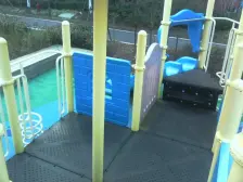 尊享复式西边套,满五年中等装修,有天井有花园