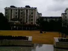 杨泰苑,地铁边,中间楼层,大三房,飞机户型,适宜。