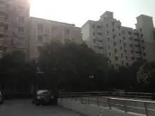 这个房子要准备砸盘了,想买三房的做好准备了